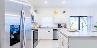 1156 SW 6th Ct Gallery 4