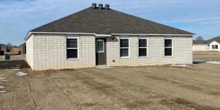 Pre-Leasing Now! Spacious Four Bedroom | Two Bathroom Home in Jonesboro Gallery 17