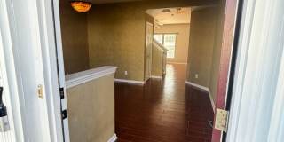 Charming 3BR Townhome in Sought-After Harrisburg Town Center Gallery 3