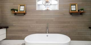 ** LUXURY MODERN ZEN RETREAT IN NAPLES PARK ** WALK TO THE BEACH **   4BR/4BA PRIVATE POOL & SPA FULLY REMODELED ** MERCATO **OFFERED FURNISHED SEASONALLY, WEEKLY OR ANNUALLY ** NO HOA PROCESS SO MOVE IN TODAY ** READY FOR A TENANT ** Gallery 65