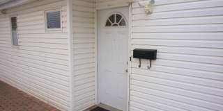 27 Adrienne Place Gallery 16