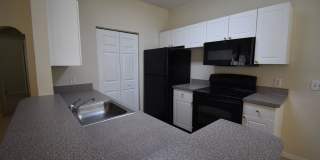 1/1-Crescent Place at Lake Lotus! AVAILABLE NOW! First FULL months rent free! 1/1-Crescent Place at Lake Lotus! AVAILABLE NOW! First FULL months rent free! Gallery 5