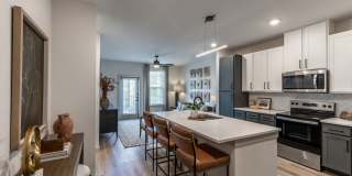 Luxe at Matlock - Senior Housing Gallery 3