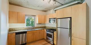 2121 Belmont Gallery 26