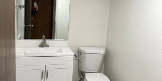 4 Bedroom 1.5 Bath Twin-Home Gallery 21