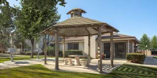 Rosewood Apartments Gallery 10