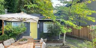 Charming Cottage in Wedgwood Gallery 1