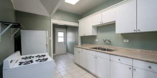 Spacious 1 Bed 1 Bath with Balboa Park Views Gallery 2
