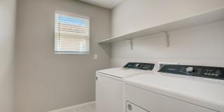 Beautiful 2 story Home in Skye Canyon Gallery 11