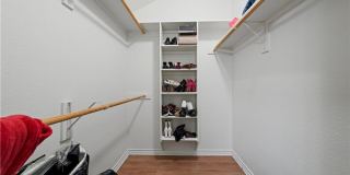 860 N Lacy Dr Gallery 8