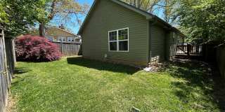 East Asheville - Contemporary Bungalow Gallery 36