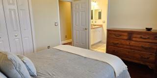 Seasonal Short-Term 4 Bedroom 3 Bathroom Heated Pool Home located in Venetian Golf & River Club! Gallery 55