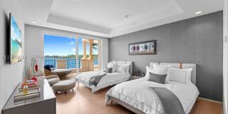 4921 Fisher Island Dr Gallery 33