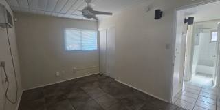 Adorable 2 bed 1 bath Gallery 13