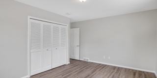 17111 E Jefferson Avenue Gallery 22
