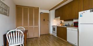 Fully Furnished One Bedroom Unit, Centrally located to Busline, Shopping and Grocery Store Gallery 5