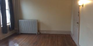 Spacious 2 Bedroom in Oldetowne East-York City SD Gallery 5