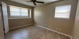 3 bed, 1 1/2 bath, 1 car garage Gallery 58