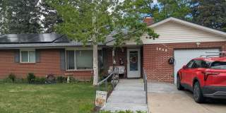 1940 Larkspur Drive Furnished Basement Apartment 1940 Larkspur Drive Furnished Basement Apartment Gallery 1
