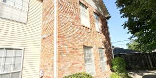 3BR Townhome Near LSU – Convenient & Spacious Gallery 1