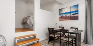 Charming comfy Studio in La Jolla Village! Gallery 16