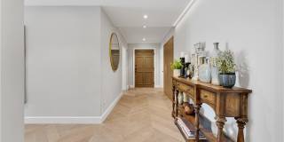 277 S Spalding Drive Gallery 17