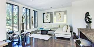 300 S Pointe Dr Gallery 7