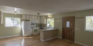 26425 Lake Forest Dr Gallery 8