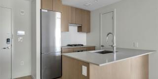 131-02B 40th Road Gallery 1