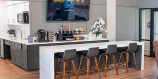 Huntcliff Gallery 5