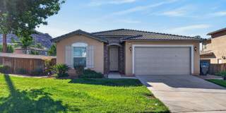 Expansive Single Story Home Gallery 1