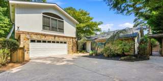 Spacious 5BR Roswell Home Near Wellstar North Fulton Hospital Spacious 5BR Roswell Home Near Wellstar North Fulton Hospital Gallery 1