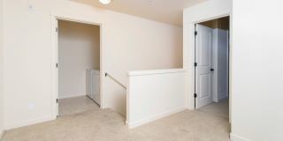 2BD 2.5BA + Bonus Room/Den/Office Townhouse w/Garage + AC + Washer/Dryer Included Gallery 8