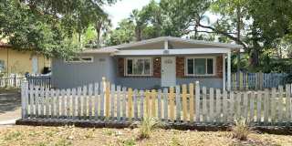 Great 4BR/2BA South Tampa home with Large fenced yard. Great 4BR/2BA South Tampa home with Large fenced yard. Gallery 1