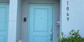 1069 NW 4th Ter Gallery 1