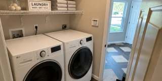 3 Bedroom - Dublin Gallery 29