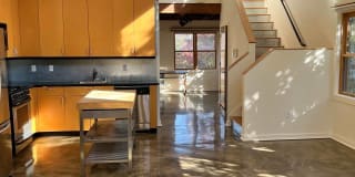 2875 Glascock Street Gallery 1