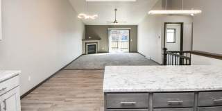 East Sioux Falls 4-Bedroom Townhome – Style, Space & Convenience! Gallery 11