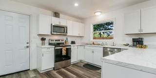 100 Mango St Gallery 5