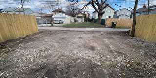 928 S 18th St. Gallery 12