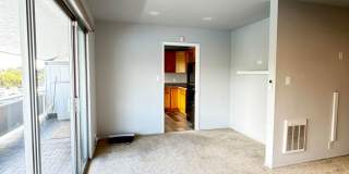 339 Broadway #215 - 30% Rental Fee Gallery 24