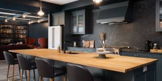 The Lorient Gallery 33