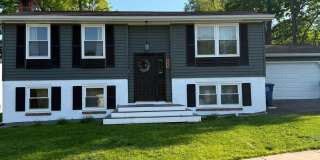 623 YORK Lane SE Gallery 1