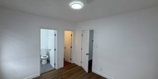 818 1/2 E. 87th Pl. Gallery 5