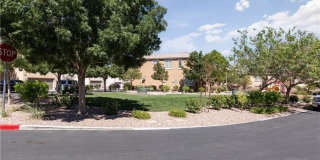 8277 Brilliant Pompon Place Gallery 30