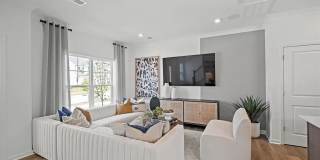 Room in 3 Bedroom Home at Leading St Gallery 3