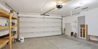 307 NW Angela Lane Hillsboro, OR 97214 307 NW Angela Lane Hillsboro, OR 97214 Gallery 26
