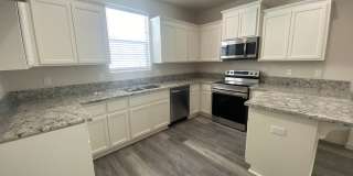Modern 4 Bedroom 2.5 Bath Home in Gated Winding Meadow Village Gallery 7