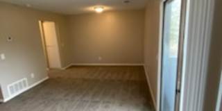 River Walk Apartments Gallery 90