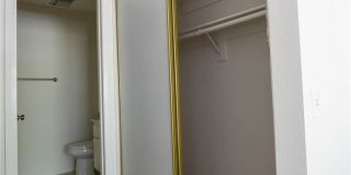 2321 S Magnolia Gallery 18